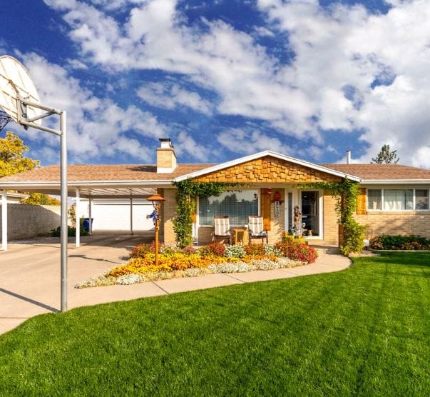 How to Maintain a Tidy Look with Functional Exterior Features