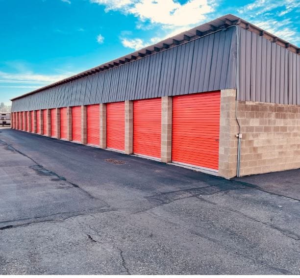 A Place for Everything: How a Storage Unit Helps with Downsizing