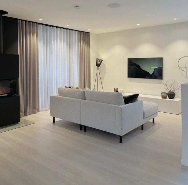 How to Clean Pergo Laminate Flooring the Right Way