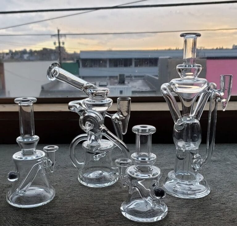 How to Clean a Bong Without Alcohol or Vinegar