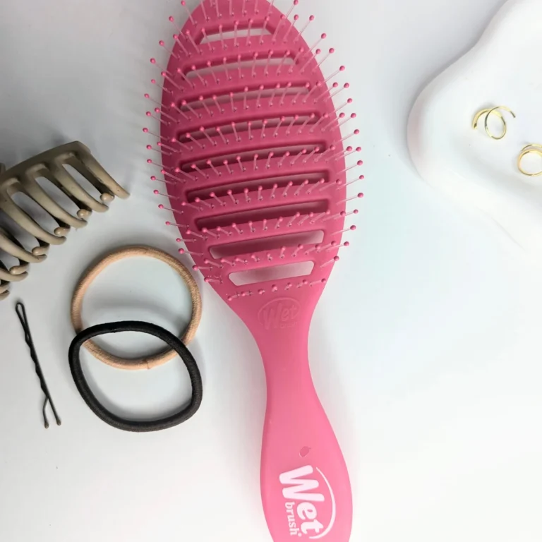 How to Disinfect a Hairbrush After Lice: A Complete, Step-by-Step Guide