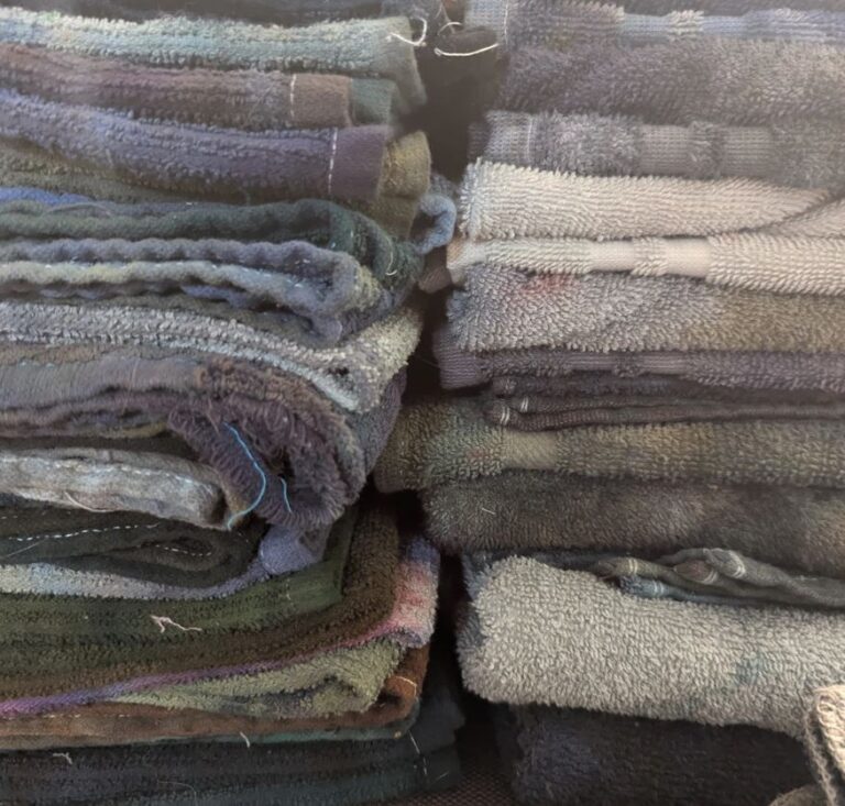 Why Are My Towels Bleaching? Unmasking the Surprising Culprits