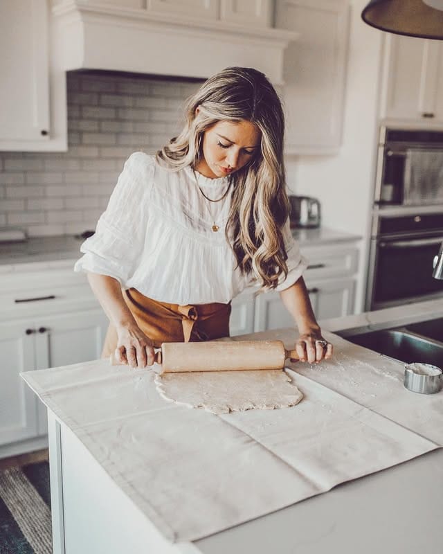 The Ultimate Guide: How to Clean a Pastry Cloth for Perfect Baking Every Time