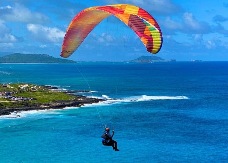 Sunny California vs. Sunny Hawaii: Is the Island Life Worth the Leap?