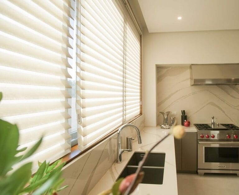 How to Clean Silhouette Blinds: A Professional Guide to Maintenance and Care