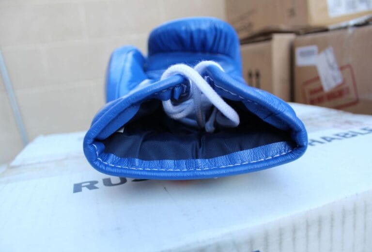 How to Clean Inside Boxing Gloves: A Professional’s Guide to Hygiene & Longevity