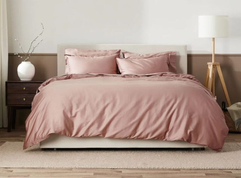 The Complete Guide to Keeping Satin Sheets from Sliding Off the Bed