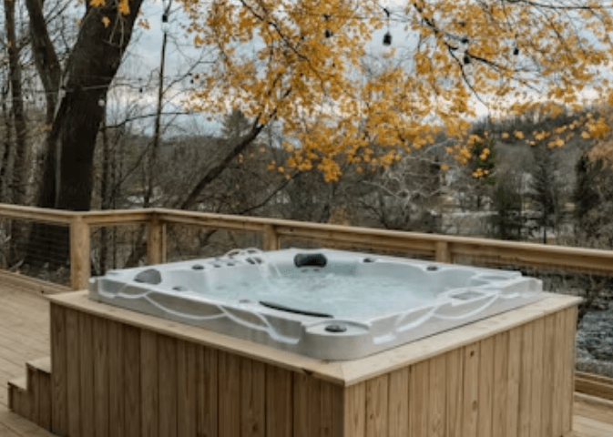 Autumn Hydrotherapy: Using Warm Soaks to Combat Seasonal Joint Stiffness & Muscle Aches 