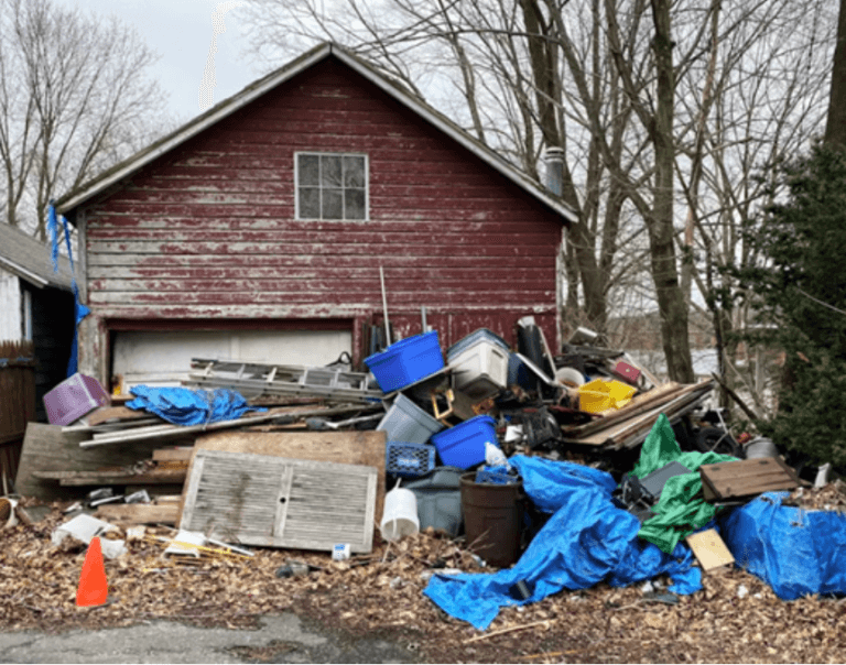 How Local Junk Removal Services Make Home Cleanouts Easier